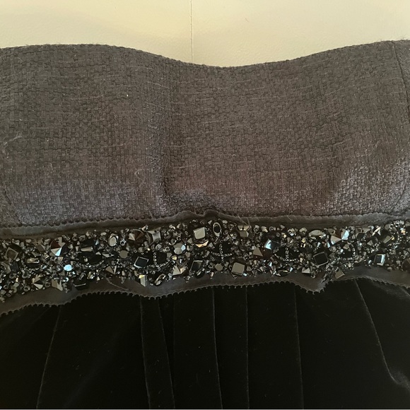 Evening velvet dress with beaded trim. Princess line shape. Perfect condition - Picture 2 of 7